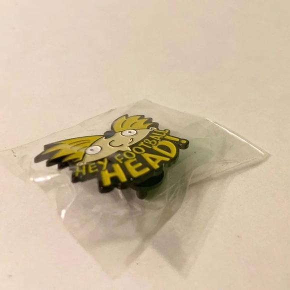 Hey Arnold  Cartoon Enamel Metal Pin Double Rubber Backing Footall Head - Picture 4 of 8